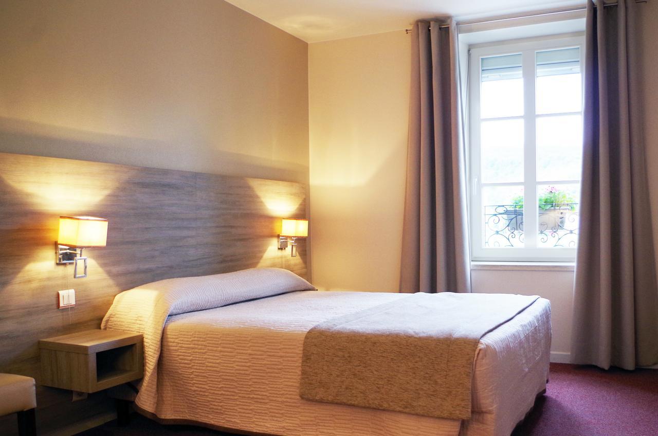 Hotel Le Roosevelt Givet Exteriér fotografie